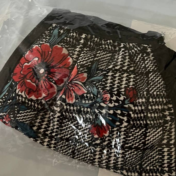 Fashion Masks, set of 3 - Picture 3 of 3